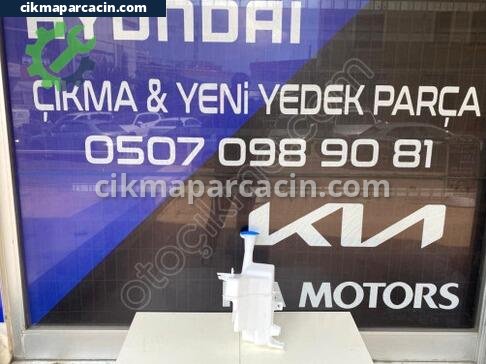 Hyundai Elantra Silecek Su Bidonu çıkma parça