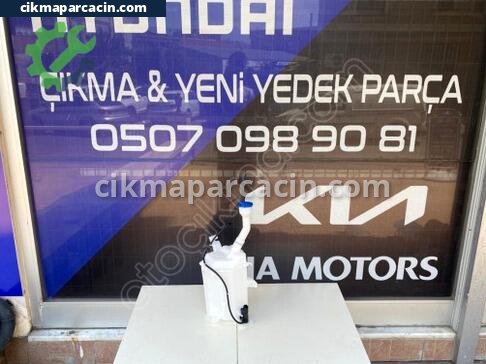 Hyundai Elantra Silecek Su Bidonu çıkma parça