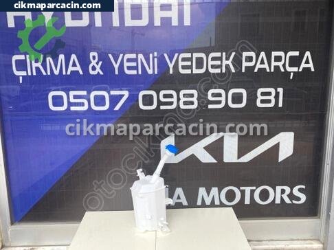 Hyundai Elantra Silecek Su Bidonu çıkma parça