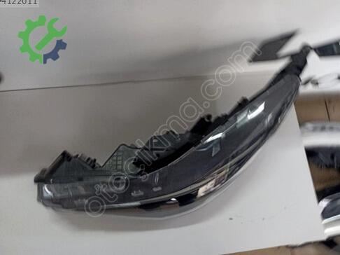 Hyundai Elantra Mercekli Far 2021-2024 çıkma parça