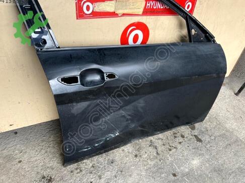 Hyundai Elantra Sağ Ön Kapı 2022-2024 çıkma parça