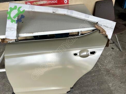 Hyundai Accent Sol Arka Kapı çıkma parça