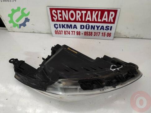 Hyundai Elantra Sol Ön Far 1R7XX çıkma parça