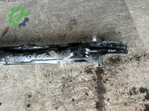 Hyundai H100 Ön Tampon Demiri çıkma parça