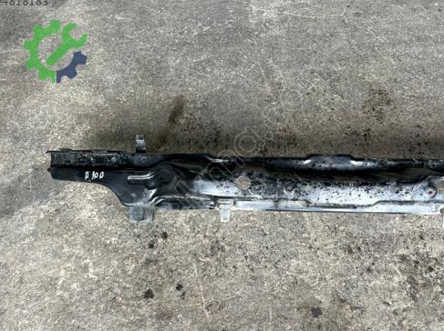 Hyundai H100 Ön Tampon Demiri çıkma parça
