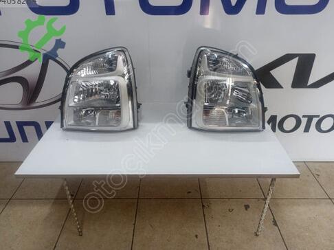 Hyundai H100 Sağ Ön Far çıkma parça