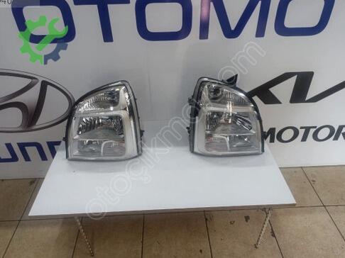 Hyundai H100 Sağ Ön Far çıkma parça