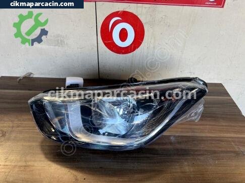 Hyundai i20 Sol Ön Far çıkma parça