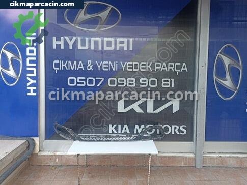 Hyundai i20 Ön Cam Izgarası çıkma parça
