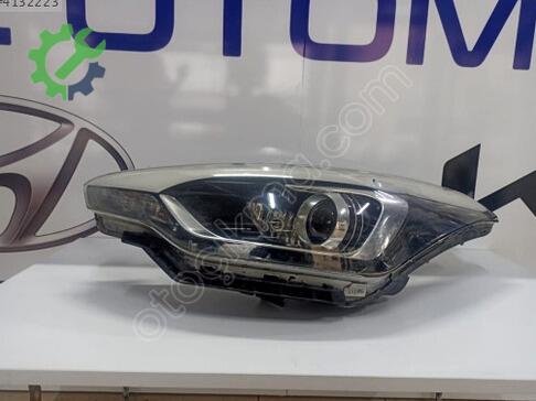 Hyundai i20 Mercekli Far çıkma parça
