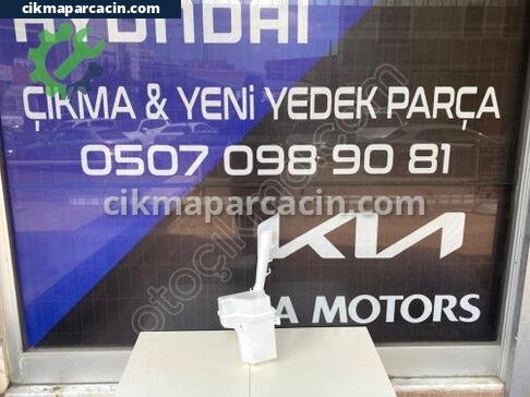 Hyundai i20 Silecek Su Bidonu çıkma parça