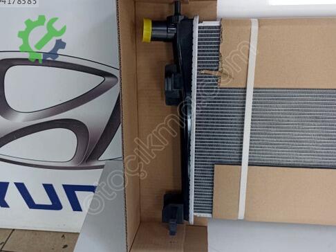 Hyundai i20 Su Radyatörü 2020-2025 çıkma parça