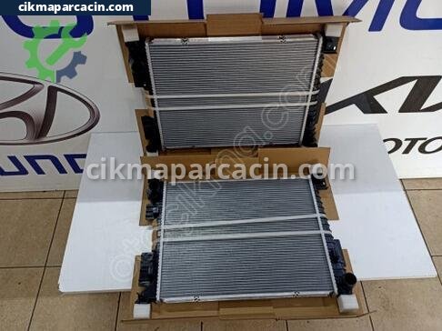 Hyundai i20 Motor Su Radyatörü çıkma parça