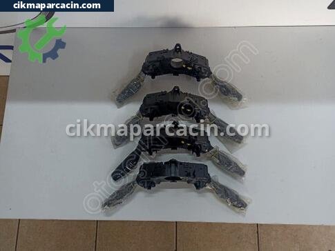 Hyundai i20 Silecek Kolu çıkma parça
