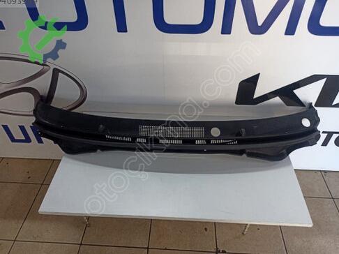 Hyundai i20 Ön Cam Izgarası 2020-2025 çıkma parça