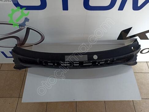 Hyundai i20 Ön Cam Izgarası 2020-2025 çıkma parça