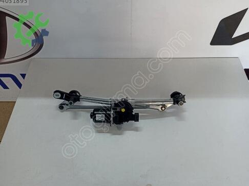 Hyundai i20 Ön Cam 2020-2025 çıkma parça