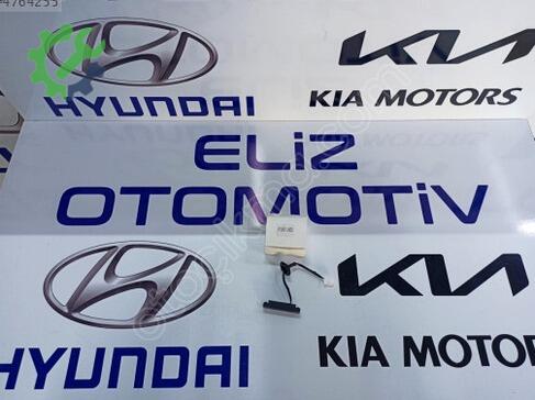 Hyundai i20 Bagaj Açma Düğmesi 81260 çıkma parça