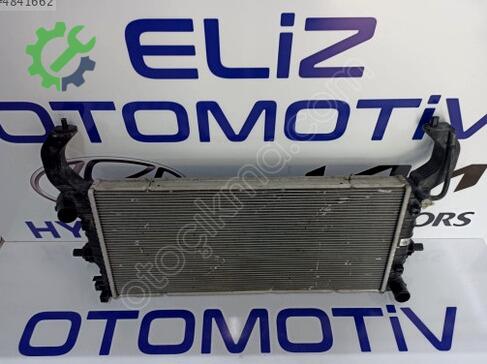 Hyundai i20 Su Radyatörü 25310 çıkma parça
