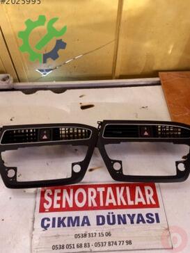 Hyundai i20 Teyp Çerçevesi çıkma parça
