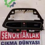 HYUNDAİ İ20 SIFIR ORJİNAL ORTA DİFÜZÖR VE TEYP ÇERÇEVESİ
