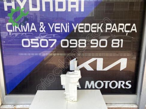Hyundai i30 Silecek Su Bidonu çıkma parça
