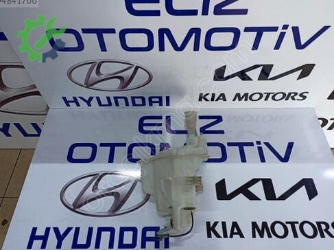 Hyundai i30 Silecek Su Bidonu 98610 çıkma parça