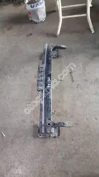 Hyundai i30 Tampon Demiri çıkma parça