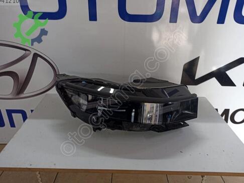Hyundai Ioniq Hybrid Sağ Ön Far çıkma parça
