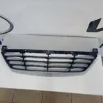 HYUNDAİ İX35 ÖN TAMPON ORTA IZGARA ORİJİNAL ÇIKMA YEDEK PARÇA