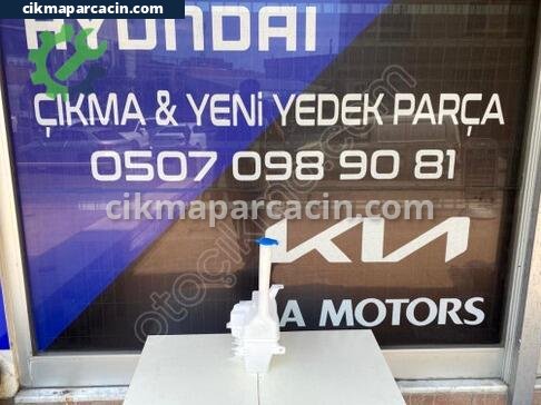Hyundai ix35 Silecek Su Bidonu çıkma parça