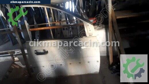 Hyundai Matrix Sağ Ön Kapı çıkma parça