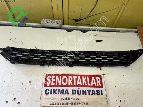 Hyundai Tucson Tampon Alt Izgara 86561-D7500 çıkma parça