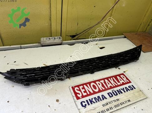 Hyundai Tucson Tampon Alt Izgara 86561-D7500 çıkma parça