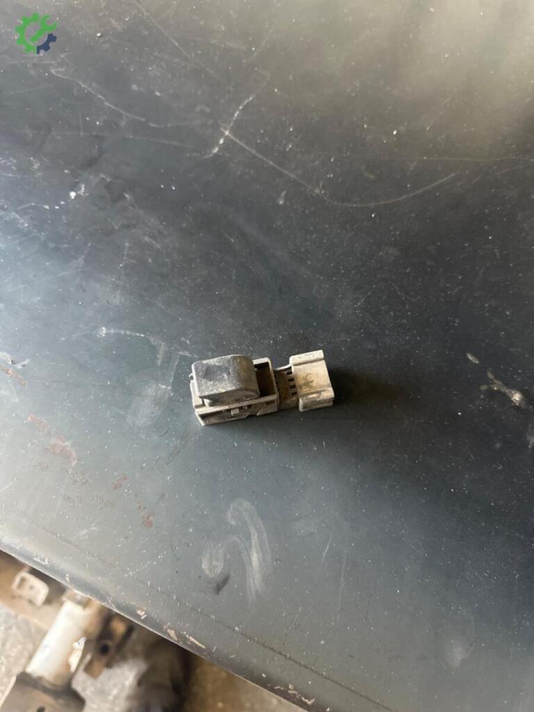 Nissan Primera Cam Düğmesi çıkma parça