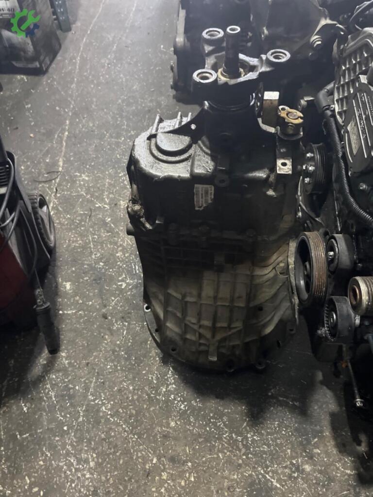 Ford Transit Şanzıman çıkma parça