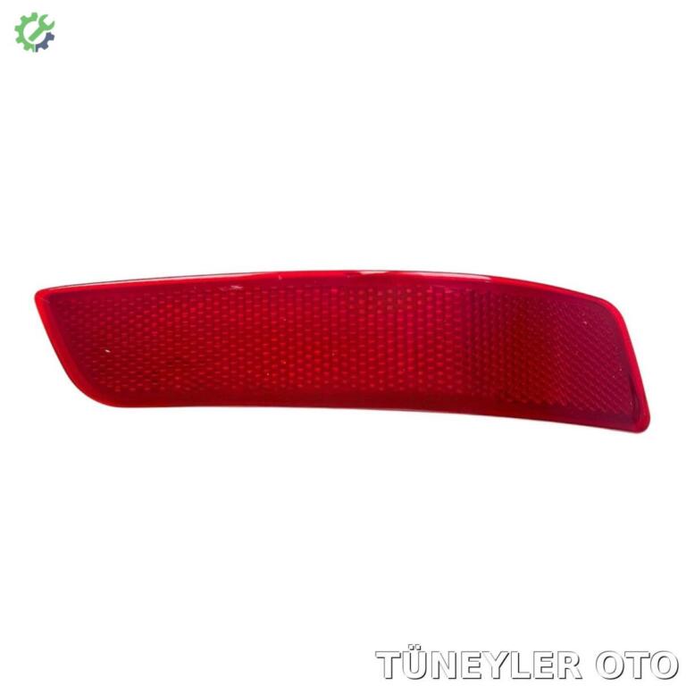 Toyota Corolla Tampon Reflektörü çıkma parça