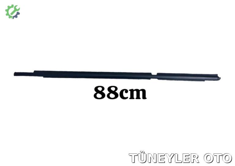 Toyota Yaris Cam Sıyırıcı çıkma parça
