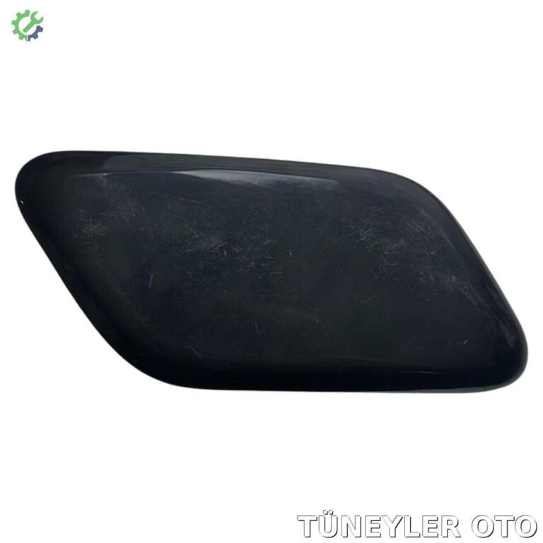 Toyota Avensis Far (Sağ) çıkma parça
