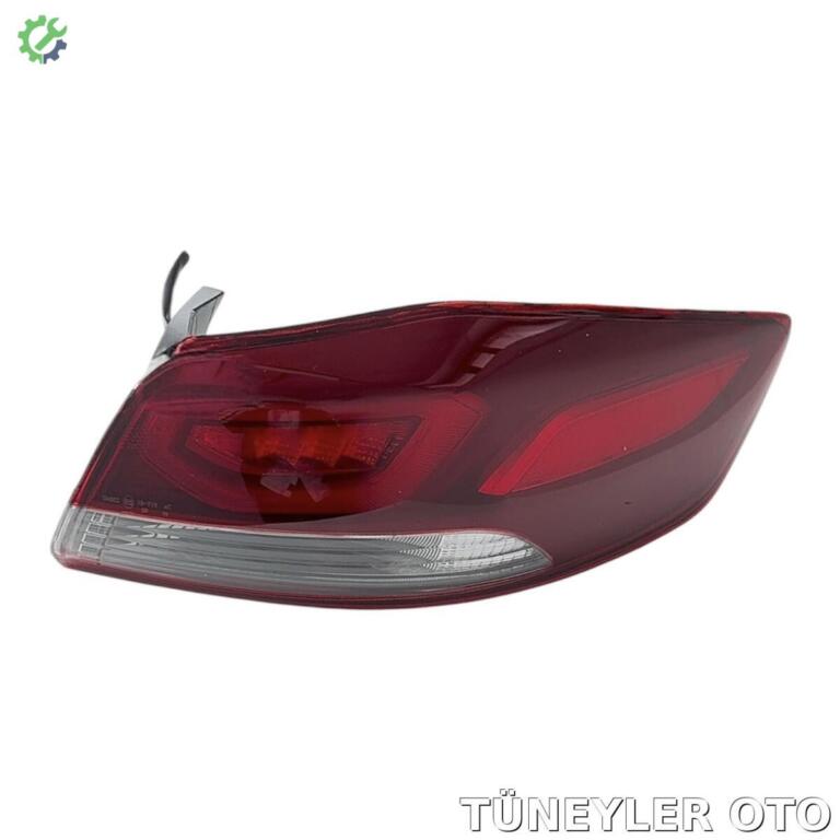 Hyundai Elantra Stop çıkma parça