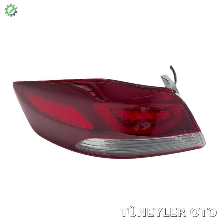 Hyundai Elantra Stop çıkma parça