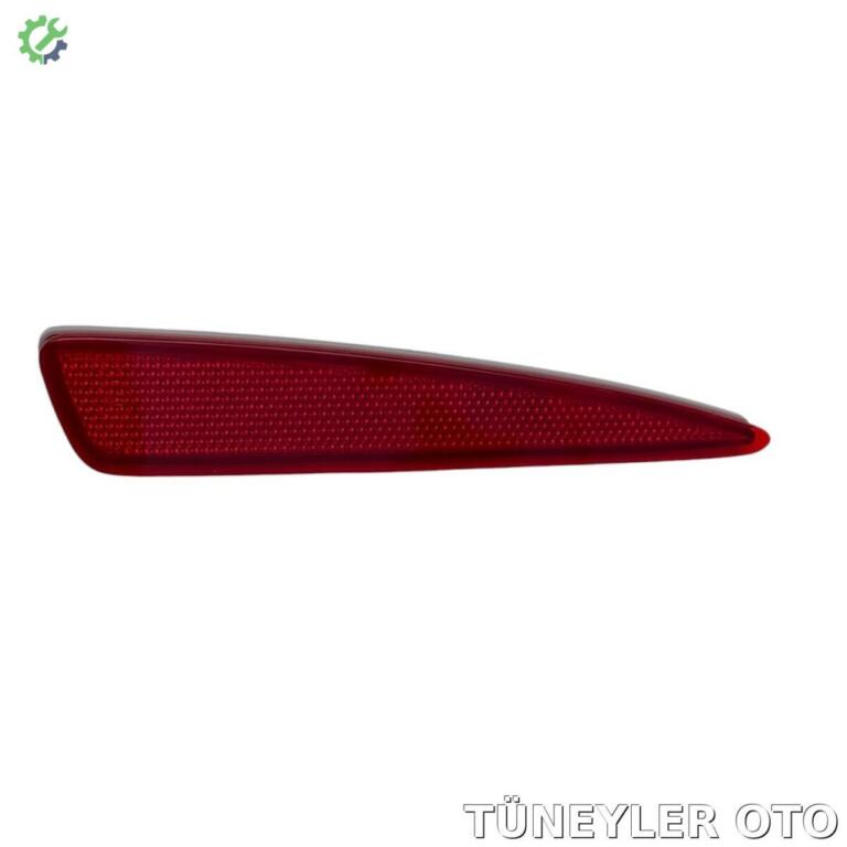 Toyota Auris Tampon Reflektörü çıkma parça