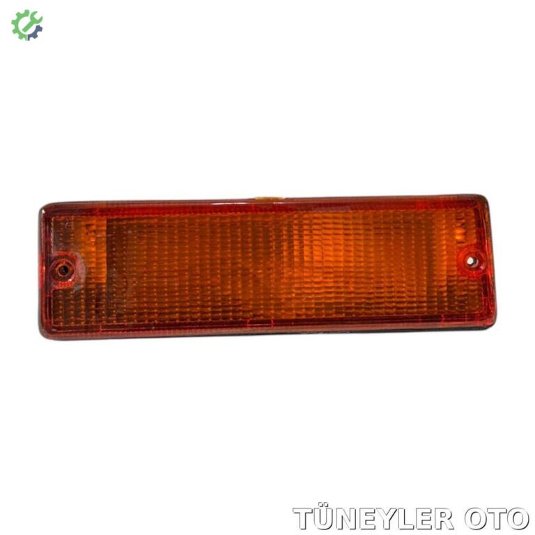 Nissan D21 Sinyal çıkma parça