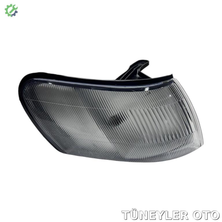 Toyota Corolla Sinyal çıkma parça
