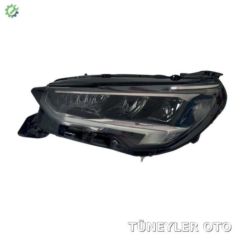 Opel Corsa Far (Sol) çıkma parça