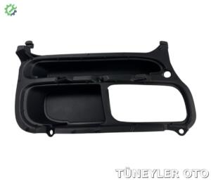 Toyota Avensis 2003-2006 Sağ Sis Farı (SİSLİ)
