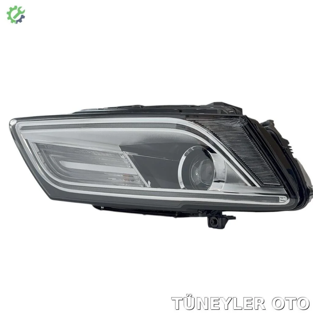Audi Q5 Far (Sağ) çıkma parça