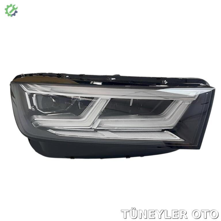 Audi Q5 Far (Sağ) çıkma parça