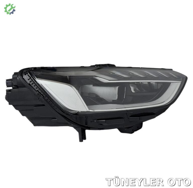 Audi A4 Far (Sağ) çıkma parça