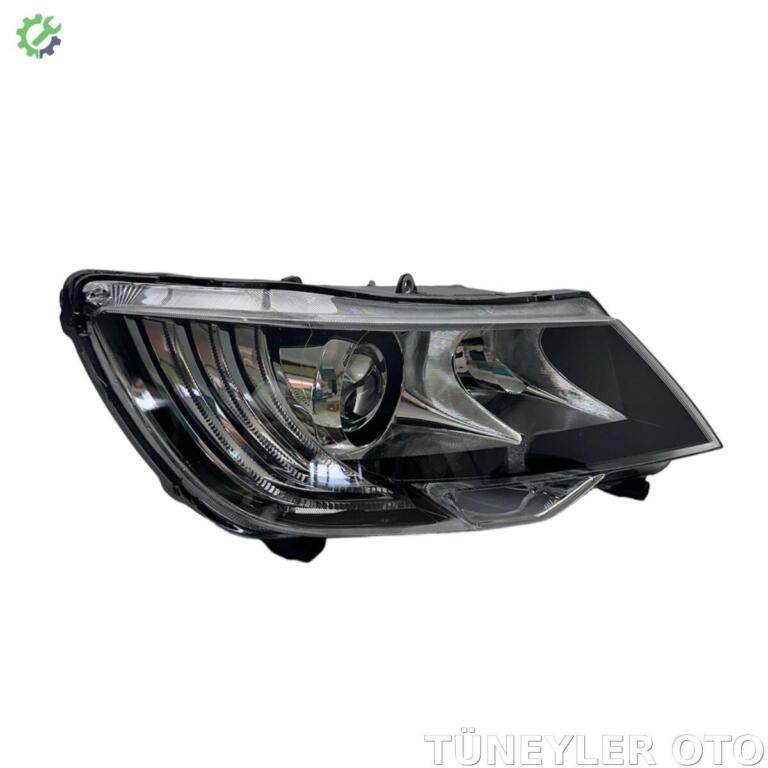 Skoda Superb Far (Sağ) çıkma parça
